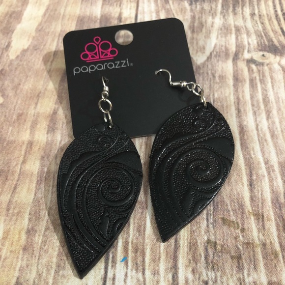 paparazzi Jewelry - โฆ๏ธ๐ฅPaparazzi Earringsโผ๏ธ Nickel and Lead Free! paparazzi Jewelry - โฆ๏ธ๐ฅPaparazzi Earringsโผ๏ธ Nickel and Lead Free!